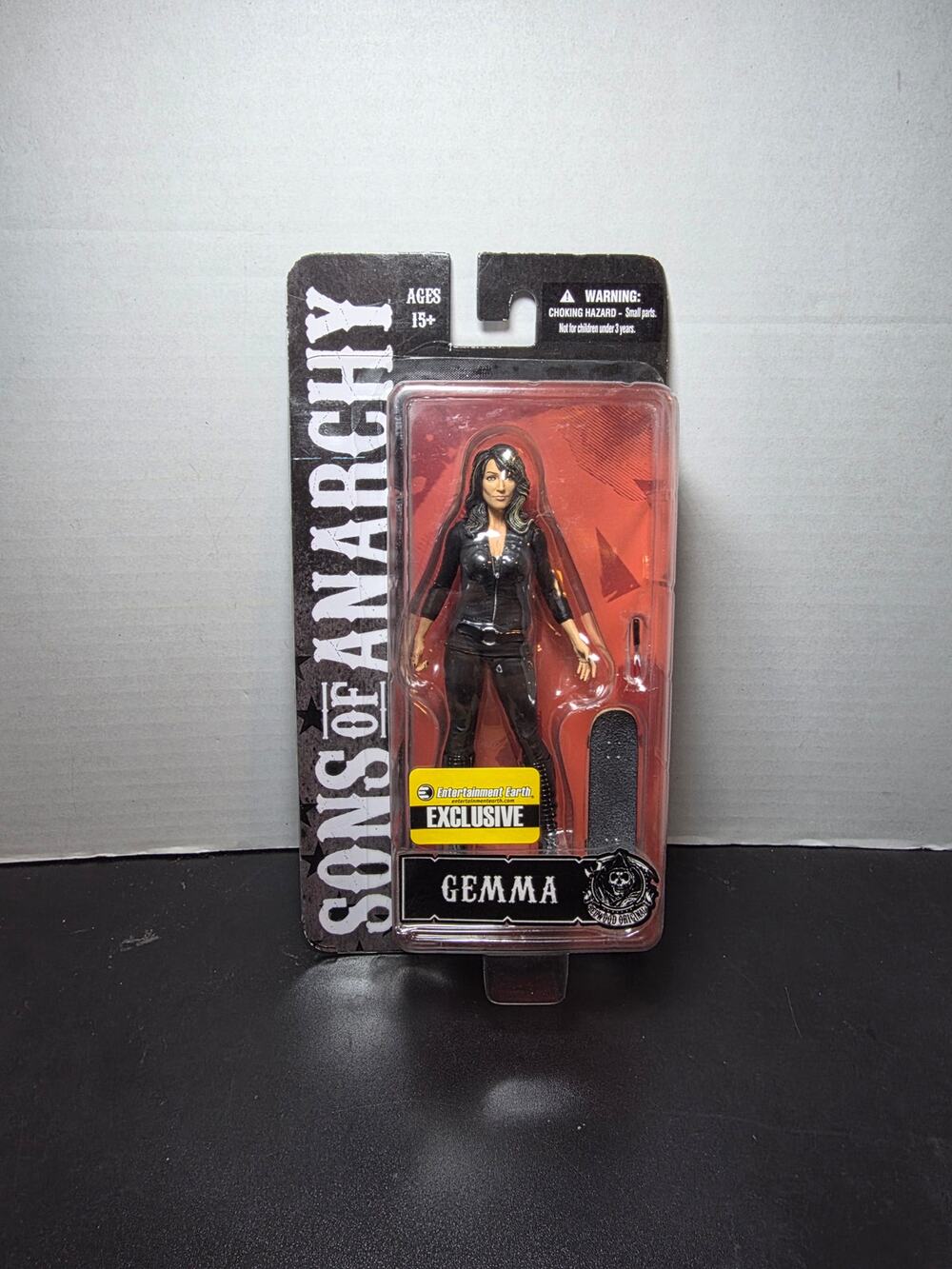 EXCLUSIVE Sons of Anarchy Gemma Teller 6 inch Action Figure Mezco . New